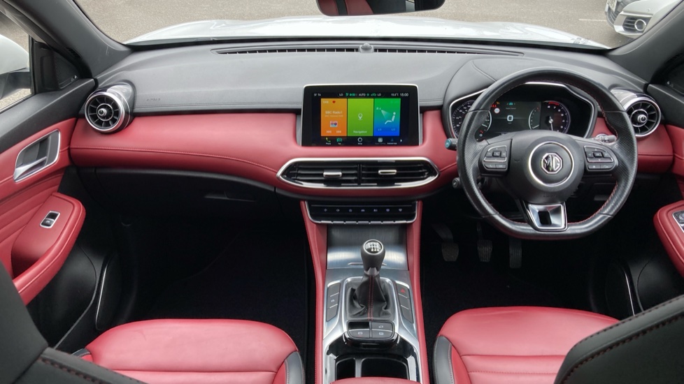 MG HS 1.5 T-GDI Exclusive 5dr Petrol Hatchback - Image 10