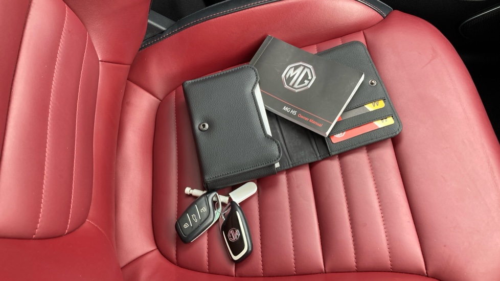 MG HS 1.5 T-GDI Exclusive 5dr Petrol Hatchback - Image 19