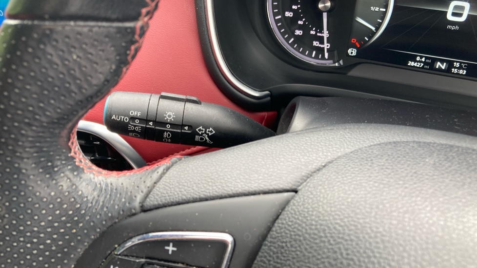 MG HS 1.5 T-GDI Exclusive 5dr Petrol Hatchback - Image 35