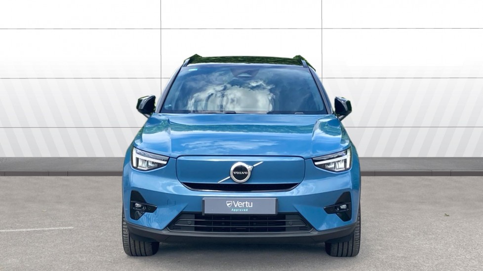 Volvo XC40 170kW Recharge Plus 69kWh 5dr Auto Electric Estate - Image 3