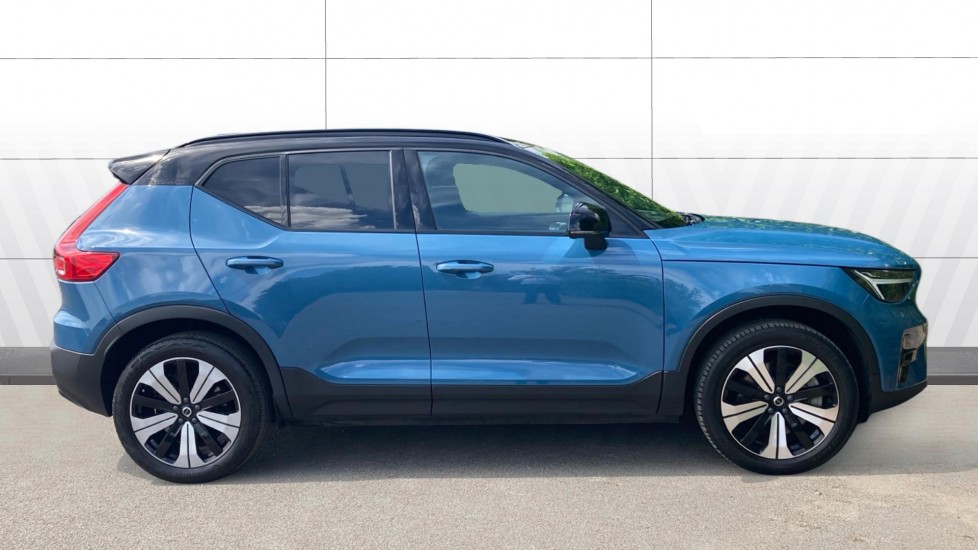 Volvo XC40 170kW Recharge Plus 69kWh 5dr Auto Electric Estate - Image 5