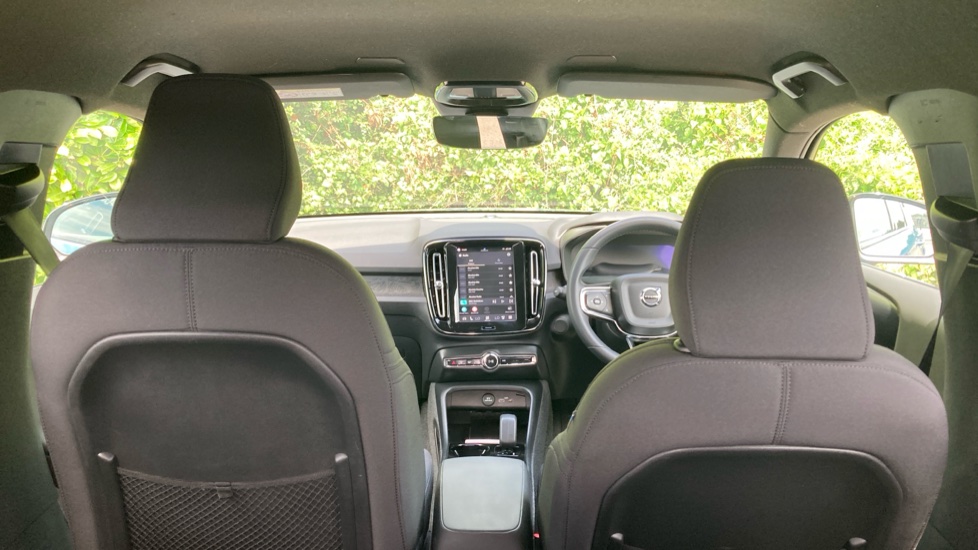 Volvo XC40 170kW Recharge Plus 69kWh 5dr Auto Electric Estate - Image 10