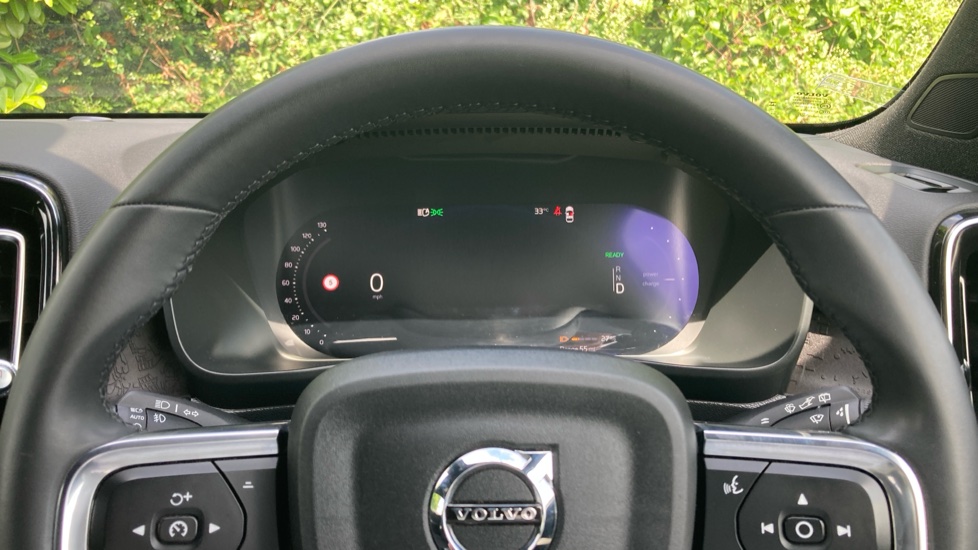 Volvo XC40 170kW Recharge Plus 69kWh 5dr Auto Electric Estate - Image 18