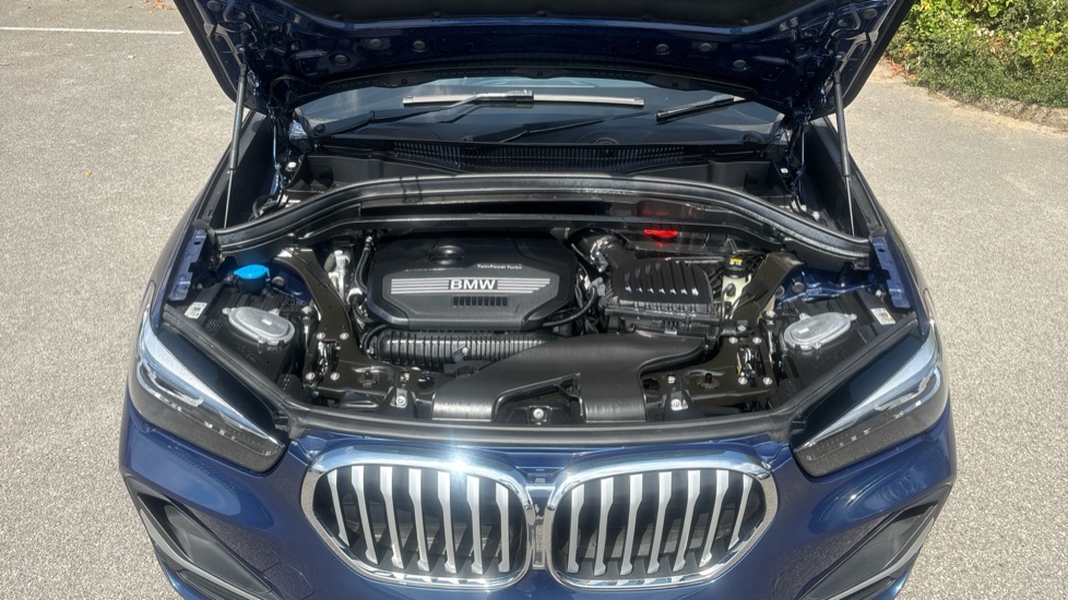 BMW X1 xDrive 20i [178] xLine 5dr Step Auto Petrol Estate - Image 8