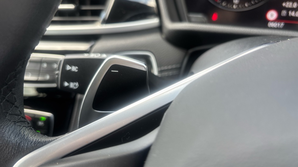 BMW X1 xDrive 20i [178] xLine 5dr Step Auto Petrol Estate - Image 30