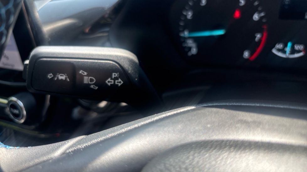 Ford Fiesta 1.0 EcoBoost Active X 5dr Petrol Hatchback - Image 28