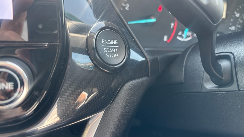 Ford Fiesta 1.0 EcoBoost Active X 5dr Petrol Hatchback - Image 29