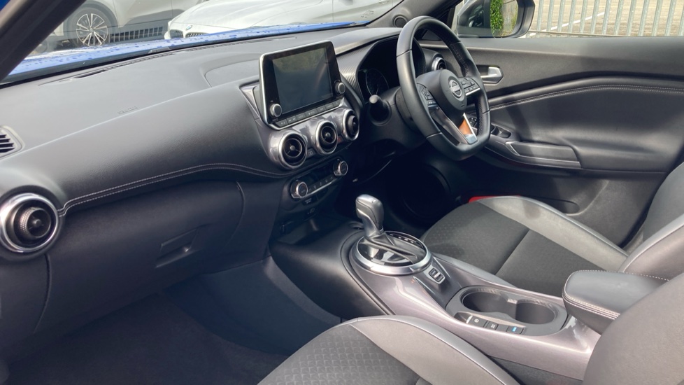 Nissan Juke 1.6 Hybrid N-Connecta 5dr Auto Hybrid Hatchback - Image 26