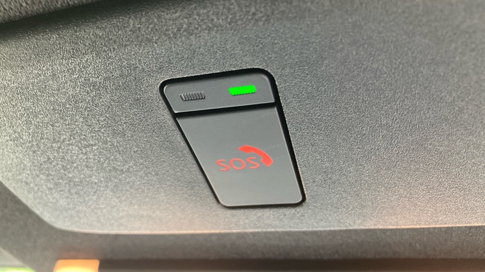 Nissan Juke 1.6 Hybrid N-Connecta 5dr Auto Hybrid Hatchback - Image 37