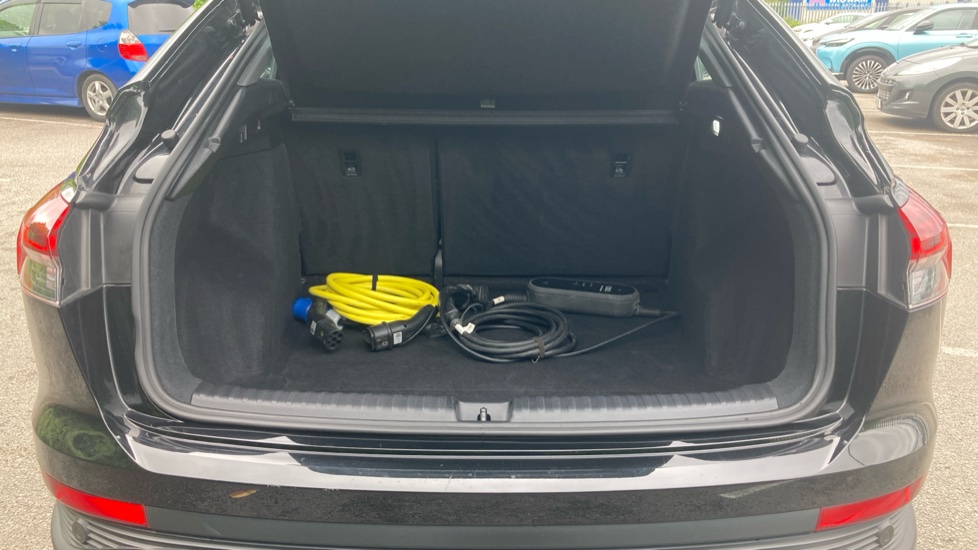 Audi Q4 e-tron 150kW 40 82kWh Sport 5dr Auto Electric Estate - Image 4