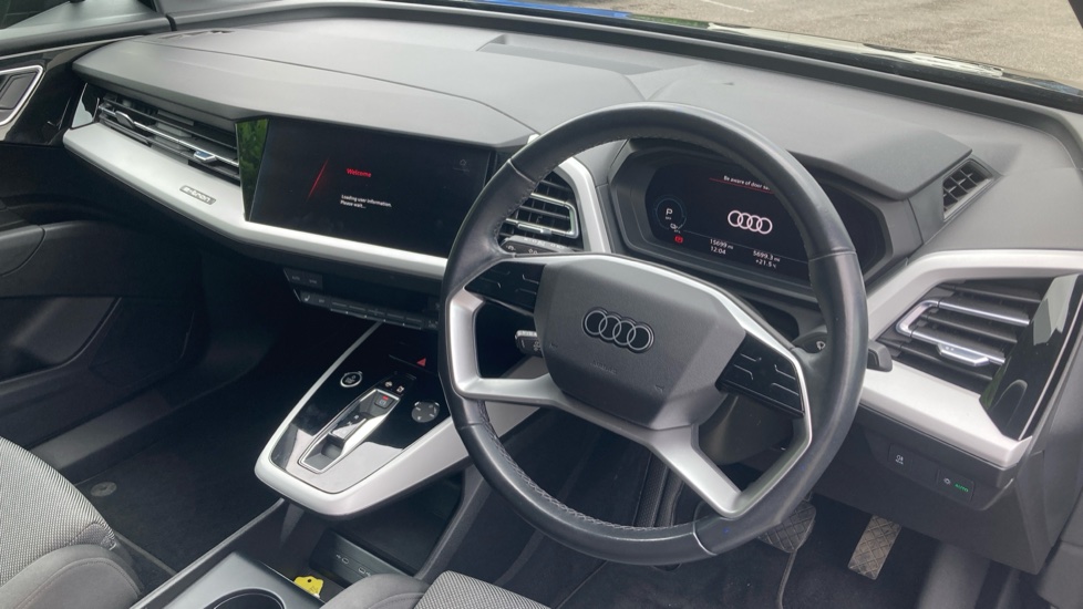 Audi Q4 e-tron 150kW 40 82kWh Sport 5dr Auto Electric Estate - Image 11