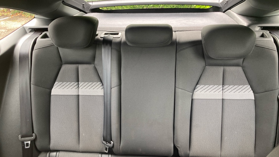 Audi Q4 e-tron 150kW 40 82kWh Sport 5dr Auto Electric Estate - Image 15