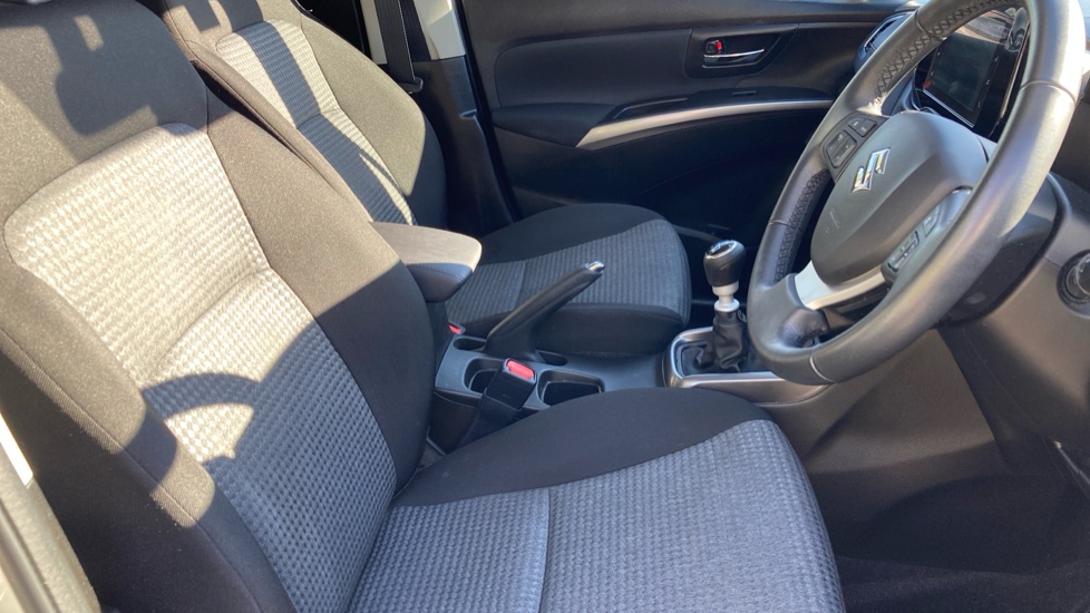 Suzuki S-Cross 1.4 Boosterjet 48V Hybrid Motion 5dr Petrol Hatchback - Image 21