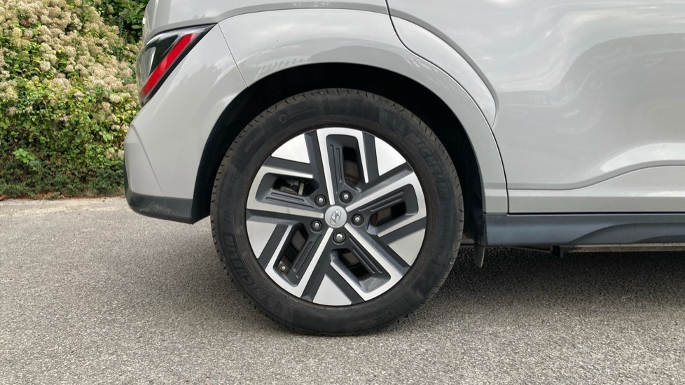 Hyundai KONA 150kW Premium 64kWh 5dr Auto Electric Hatchback - Image 7