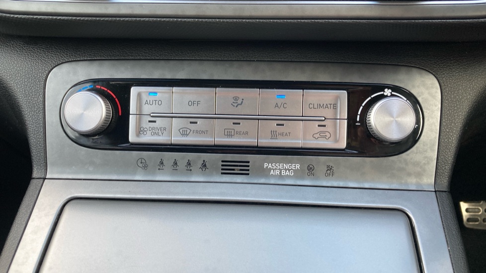 Hyundai KONA 150kW Premium 64kWh 5dr Auto Electric Hatchback - Image 22