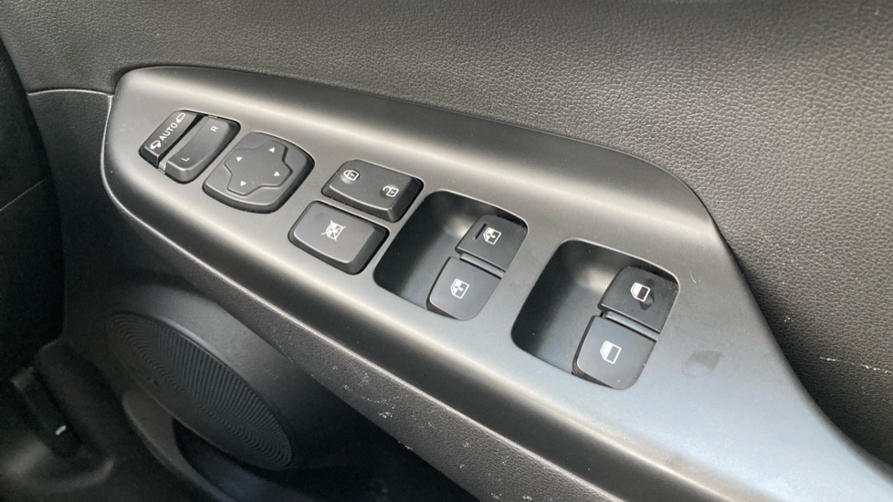 Hyundai KONA 150kW Premium 64kWh 5dr Auto Electric Hatchback - Image 27