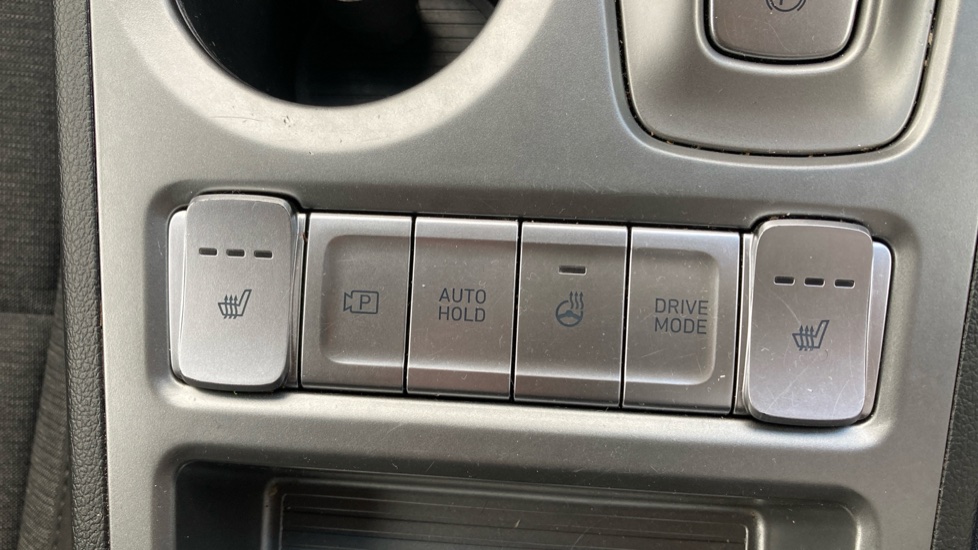 Hyundai KONA 150kW Premium 64kWh 5dr Auto Electric Hatchback - Image 31