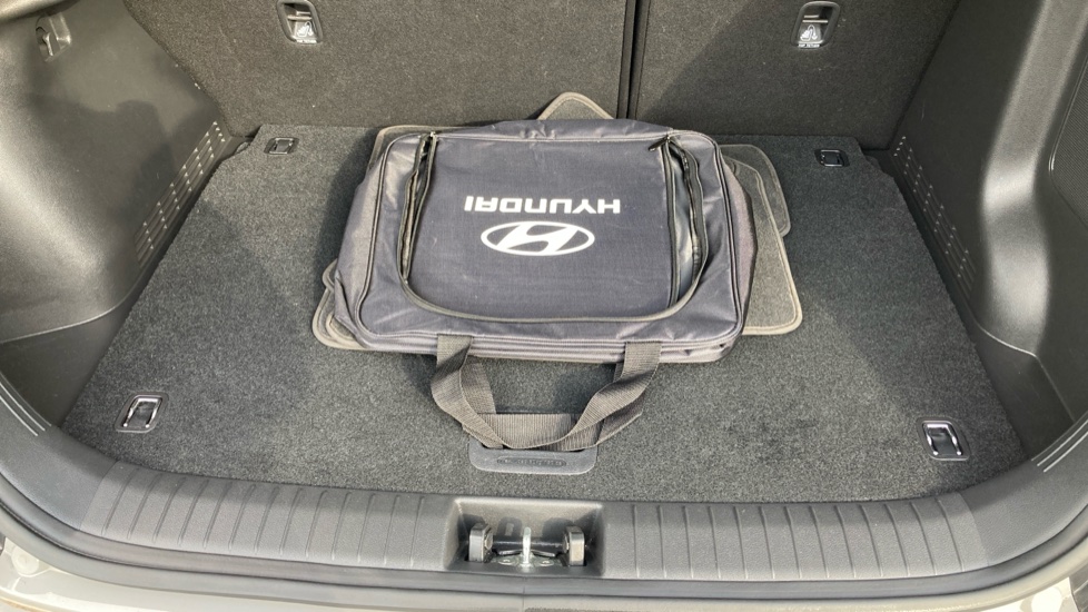 Hyundai KONA 150kW Premium 64kWh 5dr Auto Electric Hatchback - Image 40
