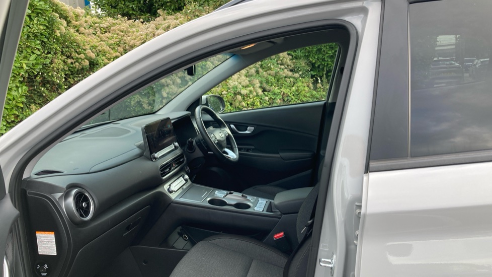 Hyundai KONA 150kW Premium 64kWh 5dr Auto Electric Hatchback - Image 43