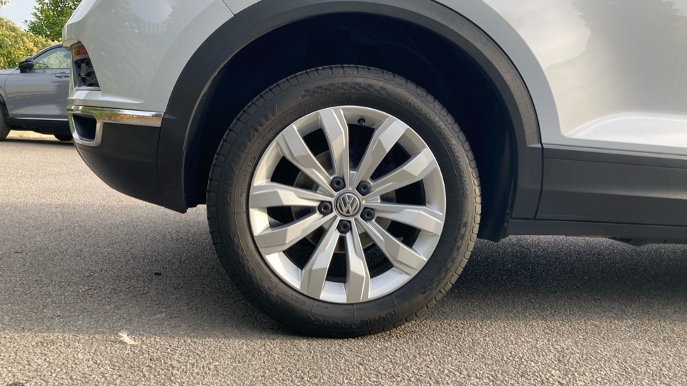 Volkswagen T-Roc 1.6 TDI SE 5dr Diesel Hatchback - Image 7