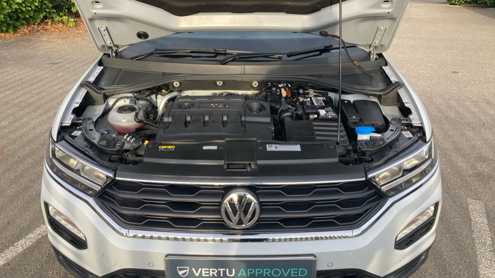 Volkswagen T-Roc 1.6 TDI SE 5dr Diesel Hatchback - Image 8