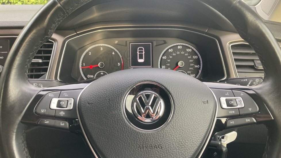 Volkswagen T-Roc 1.6 TDI SE 5dr Diesel Hatchback - Image 25