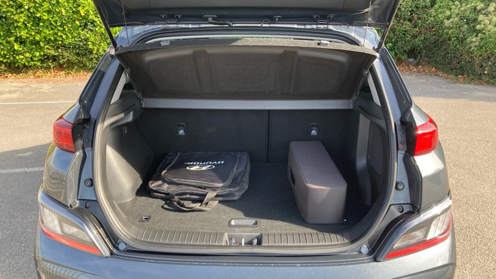 Hyundai KONA 150kW Premium 64kWh 5dr Auto Electric Hatchback - Image 4