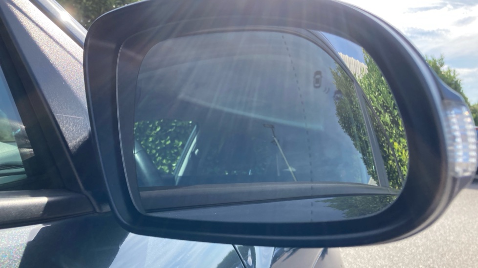 Hyundai KONA 150kW Premium 64kWh 5dr Auto Electric Hatchback - Image 47