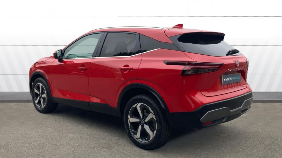 Nissan Qashqai 1.3 DiG-T MH 158 N-Connecta 5dr Xtronic Petrol Hatchback - Image 2