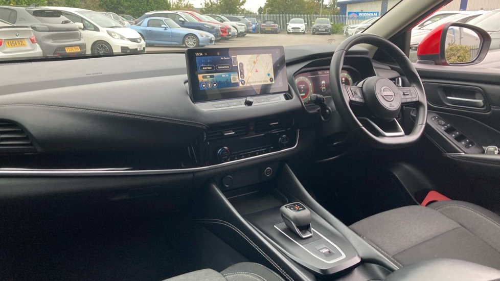 Nissan Qashqai 1.3 DiG-T MH 158 N-Connecta 5dr Xtronic Petrol Hatchback - Image 9