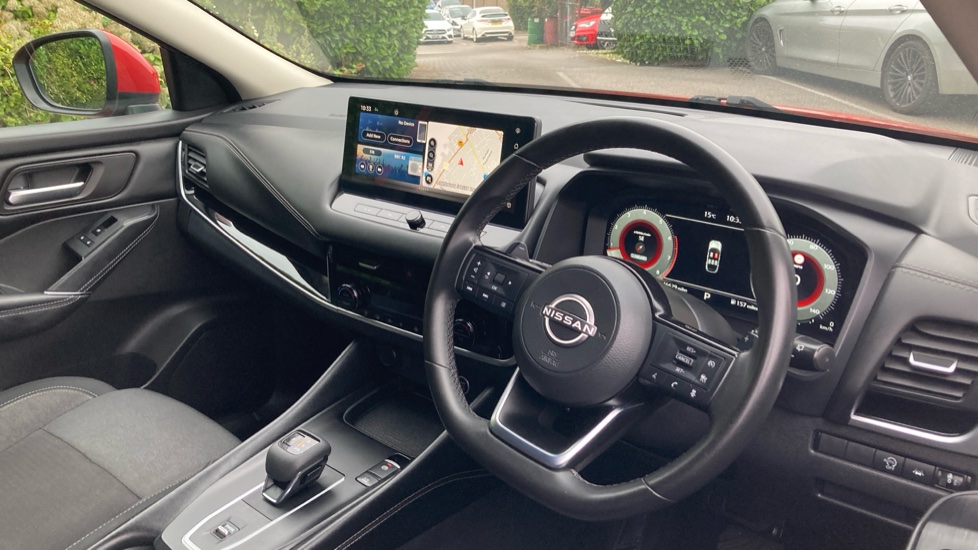 Nissan Qashqai 1.3 DiG-T MH 158 N-Connecta 5dr Xtronic Petrol Hatchback - Image 11