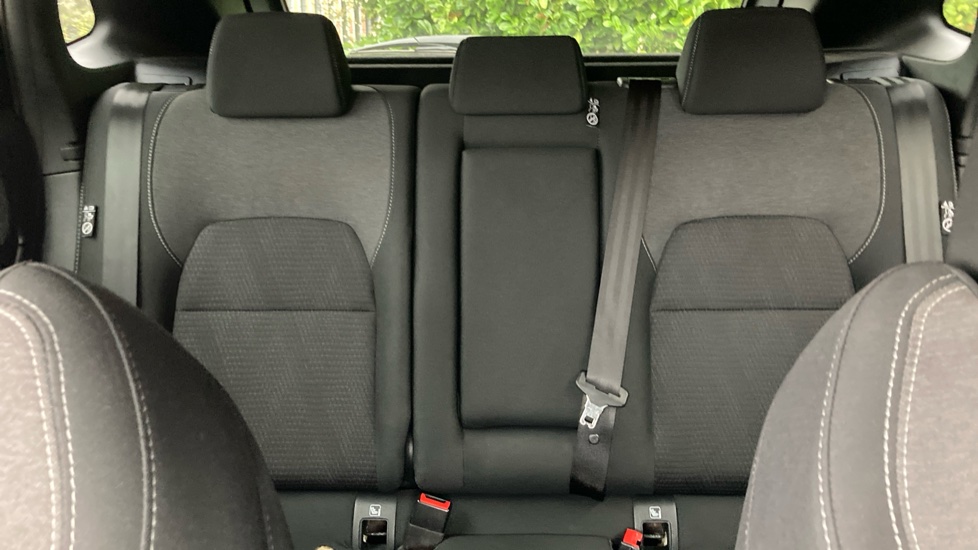 Nissan Qashqai 1.3 DiG-T MH 158 N-Connecta 5dr Xtronic Petrol Hatchback - Image 15
