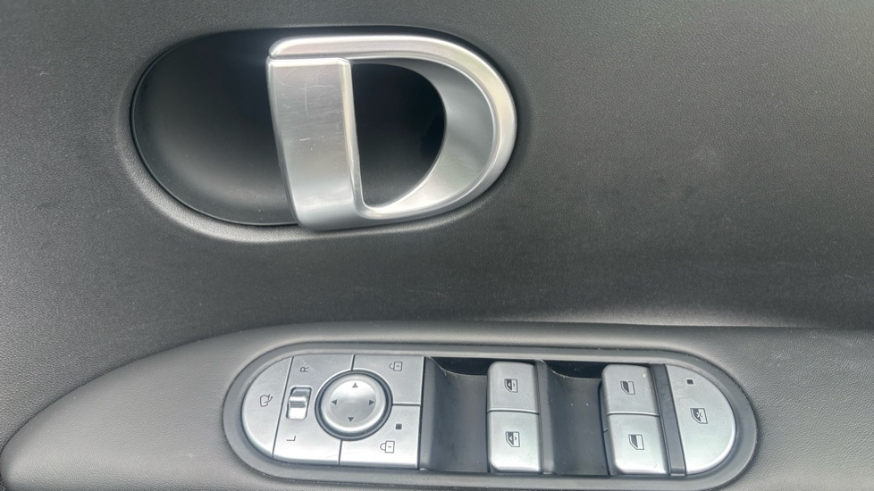 Hyundai IONIQ 5 168kW Premium 77 kWh 5dr Auto [Part Leather] Electric Hatchback - Image 24