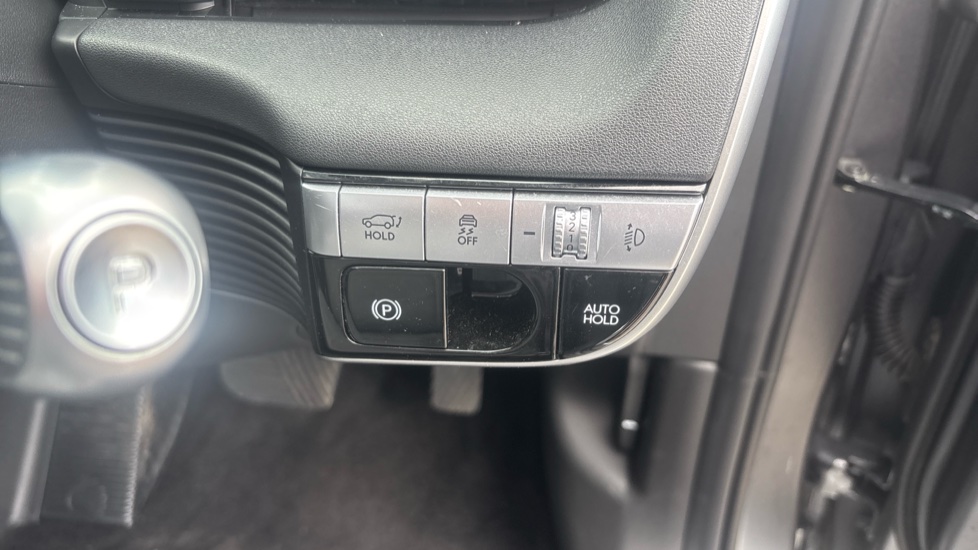 Hyundai IONIQ 5 168kW Premium 77 kWh 5dr Auto [Part Leather] Electric Hatchback - Image 25