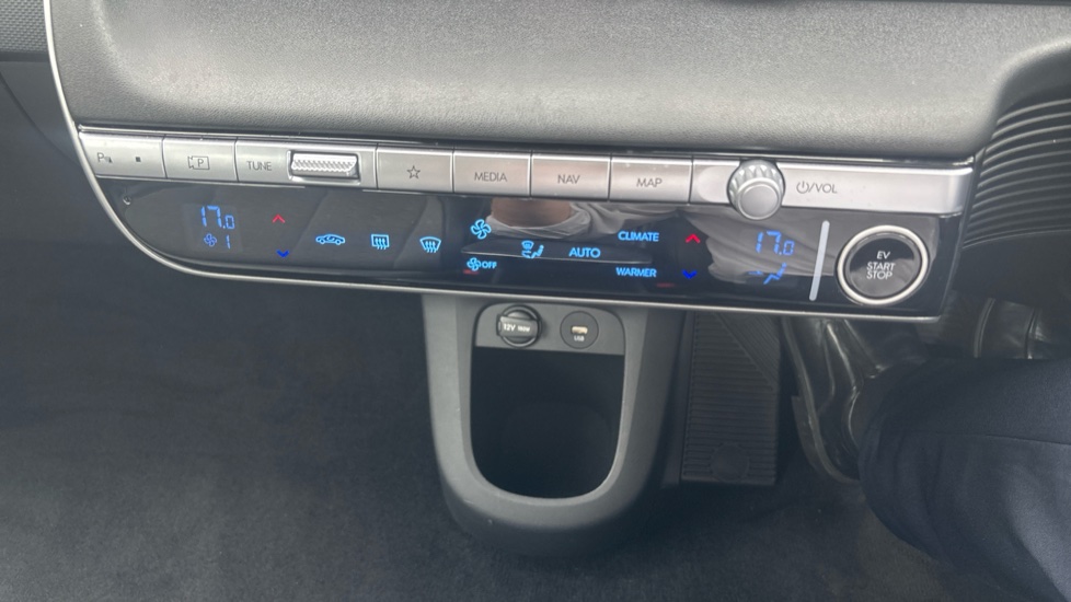 Hyundai IONIQ 5 168kW Premium 77 kWh 5dr Auto [Part Leather] Electric Hatchback - Image 29