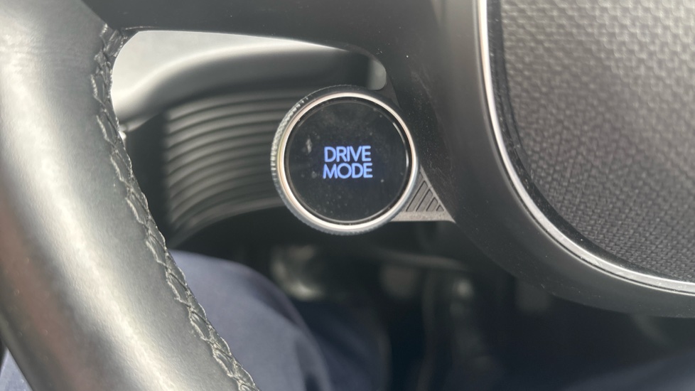 Hyundai IONIQ 5 168kW Premium 77 kWh 5dr Auto [Part Leather] Electric Hatchback - Image 32