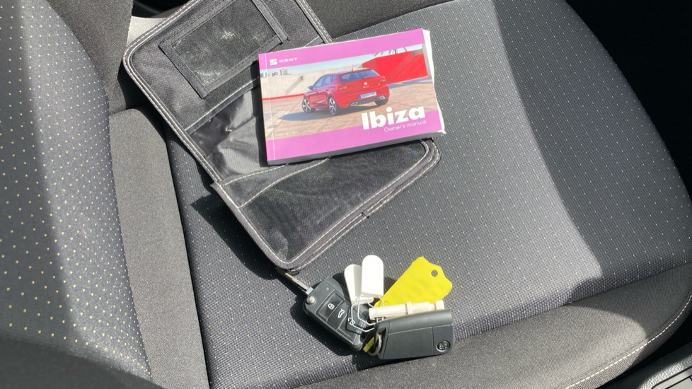 SEAT Ibiza 1.0 MPI SE 5dr Petrol Hatchback - Image 19