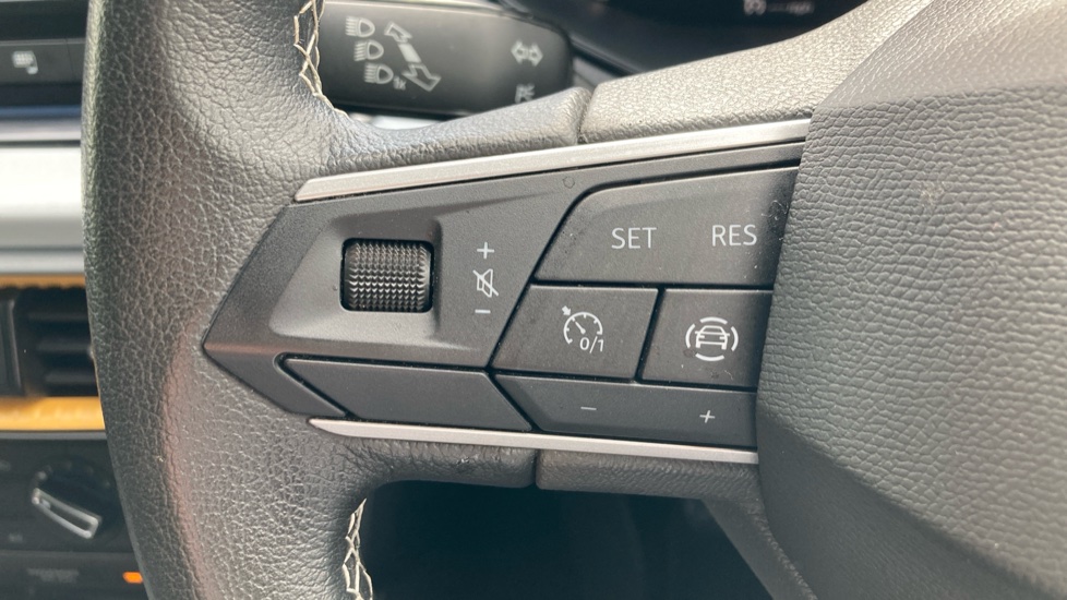 SEAT Ibiza 1.0 MPI SE 5dr Petrol Hatchback - Image 24