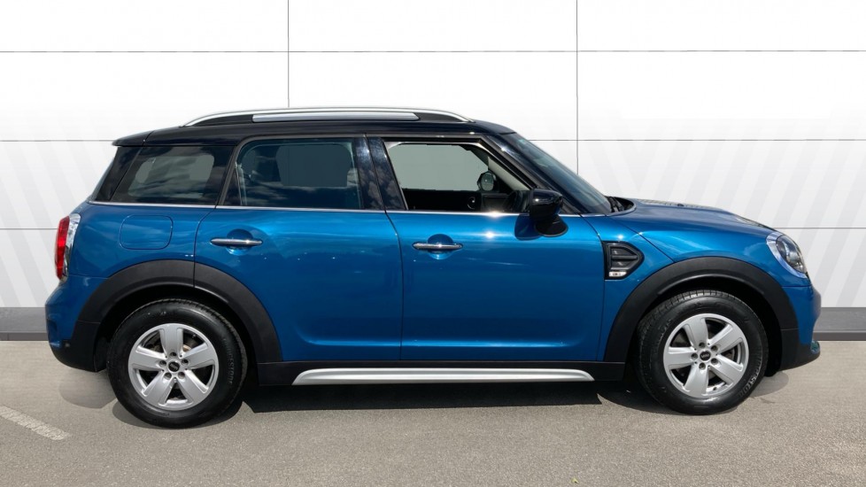 MINI Countryman 1.5 Cooper Classic 5dr Auto Petrol Hatchback - Image 5