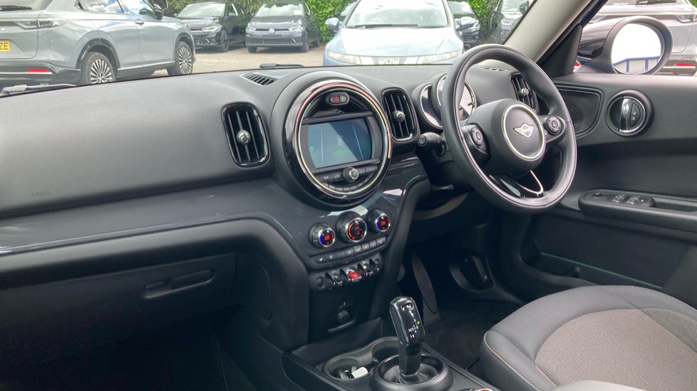 MINI Countryman 1.5 Cooper Classic 5dr Auto Petrol Hatchback - Image 9