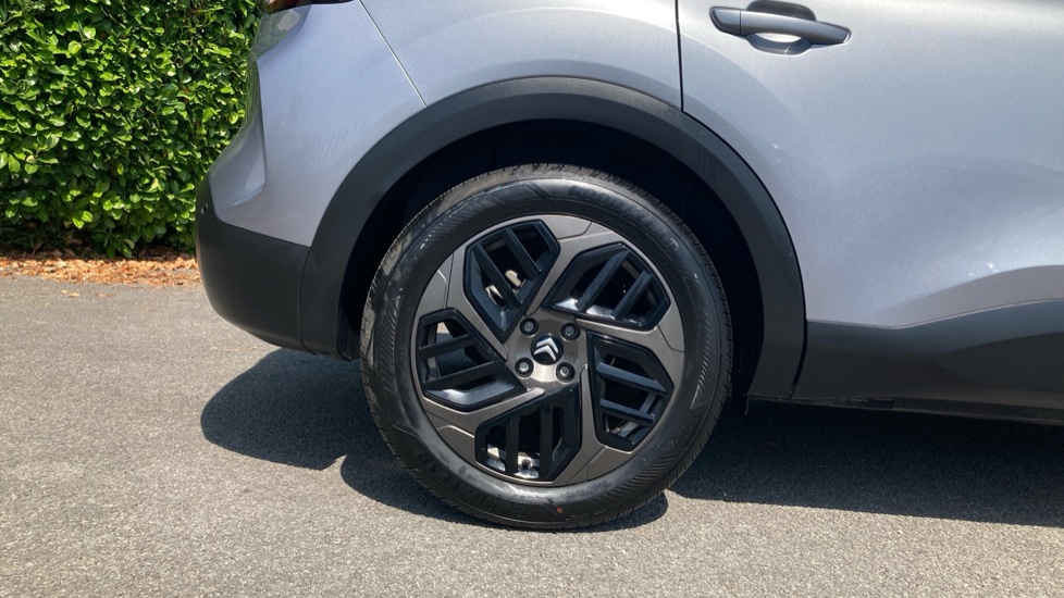 Citroen C4 1.2 PureTech [130] Plus 5dr Petrol Hatchback - Image 7