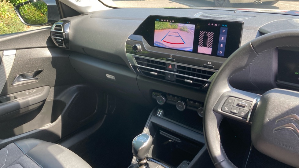 Citroen C4 1.2 PureTech [130] Plus 5dr Petrol Hatchback - Image 14