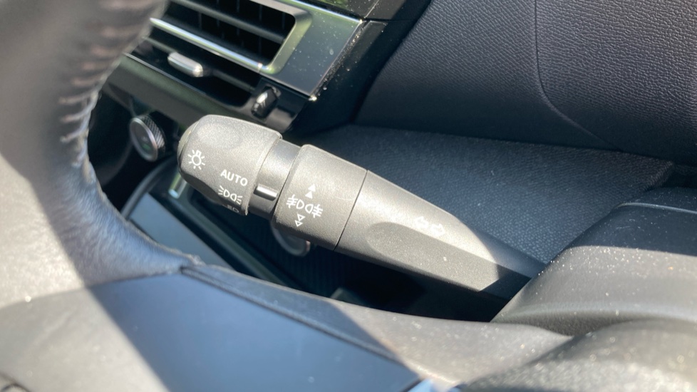 Citroen C4 1.2 PureTech [130] Plus 5dr Petrol Hatchback - Image 27