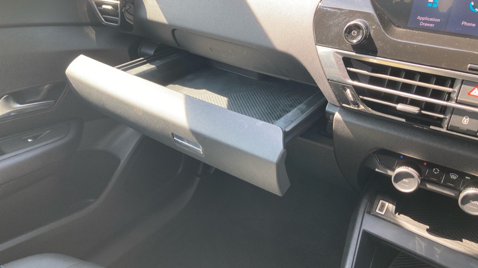 Citroen C4 1.2 PureTech [130] Plus 5dr Petrol Hatchback - Image 49