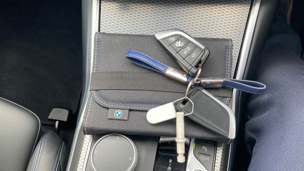 BMW 3 Series 320i M Sport 4dr Step Auto Petrol Saloon - Image 19