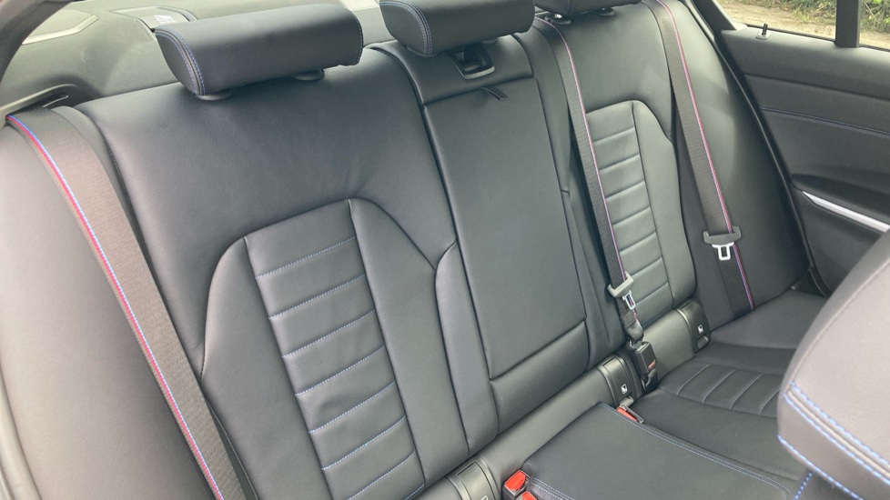 BMW 3 Series 320i M Sport 4dr Step Auto Petrol Saloon - Image 24