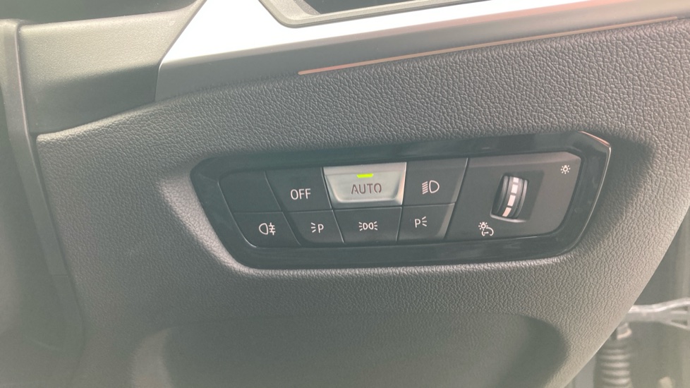 BMW 3 Series 320i M Sport 4dr Step Auto Petrol Saloon - Image 30