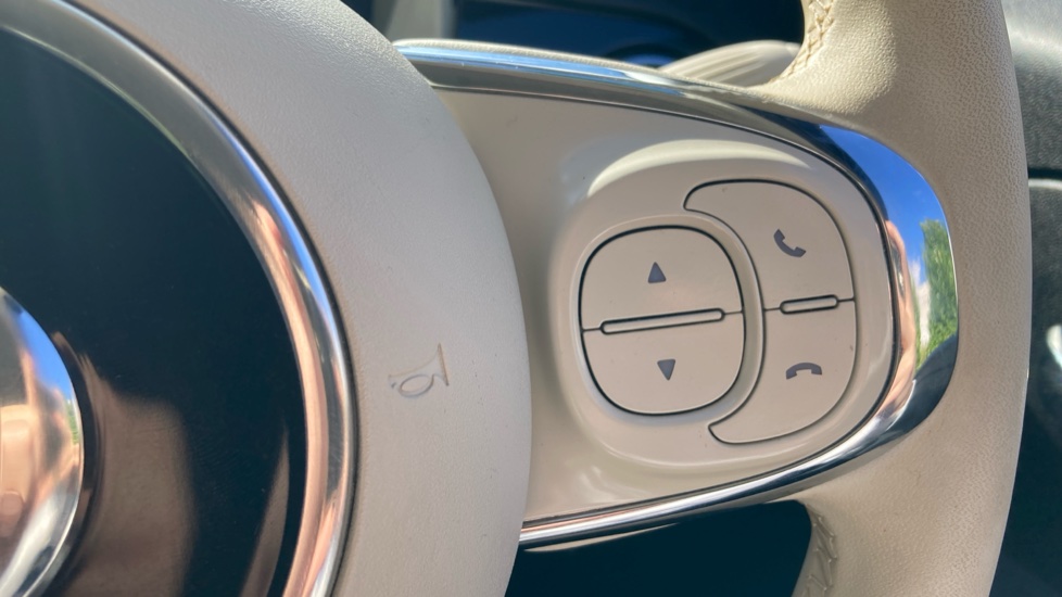 Fiat 500 1.0 Mild Hybrid 2dr Petrol Convertible - Image 22