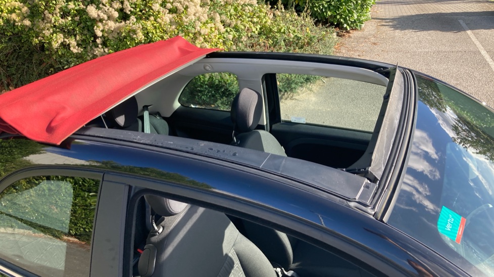 Fiat 500 1.0 Mild Hybrid 2dr Petrol Convertible - Image 30