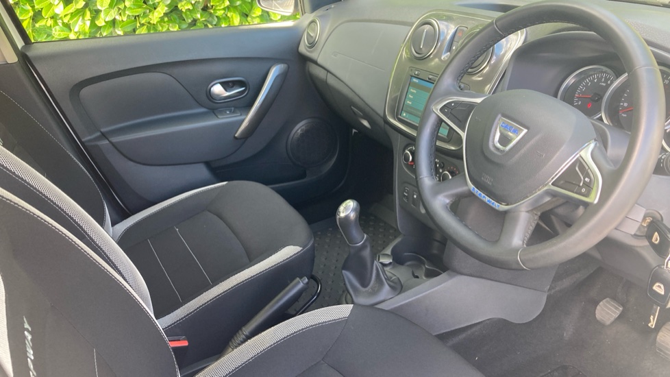 Dacia Sandero Stepway 0.9 TCe Comfort 5dr Petrol Hatchback - Image 36